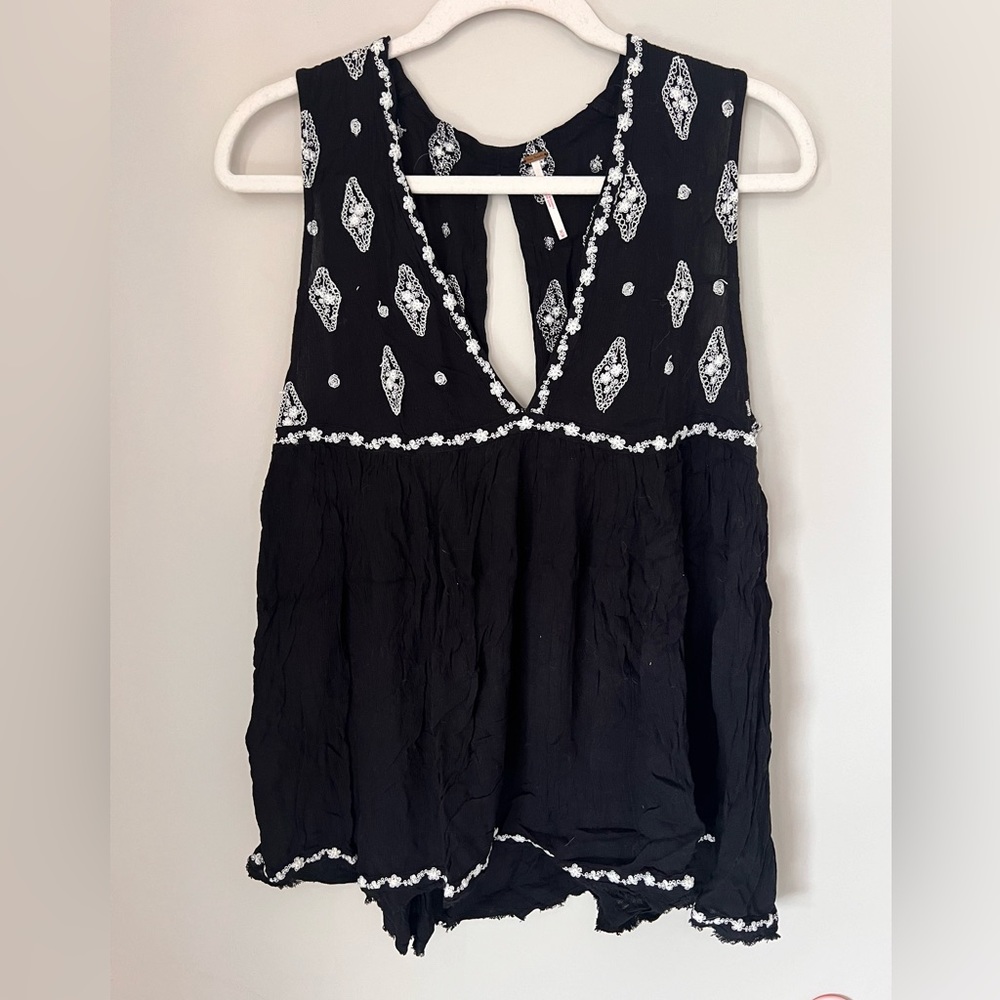 Free People Deep V flowy embroidered tank